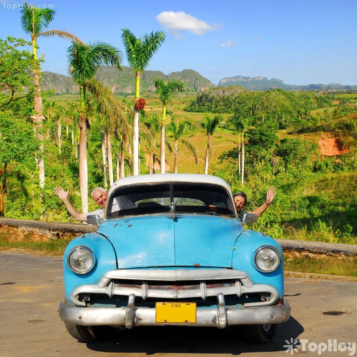 cuba almendron saludando