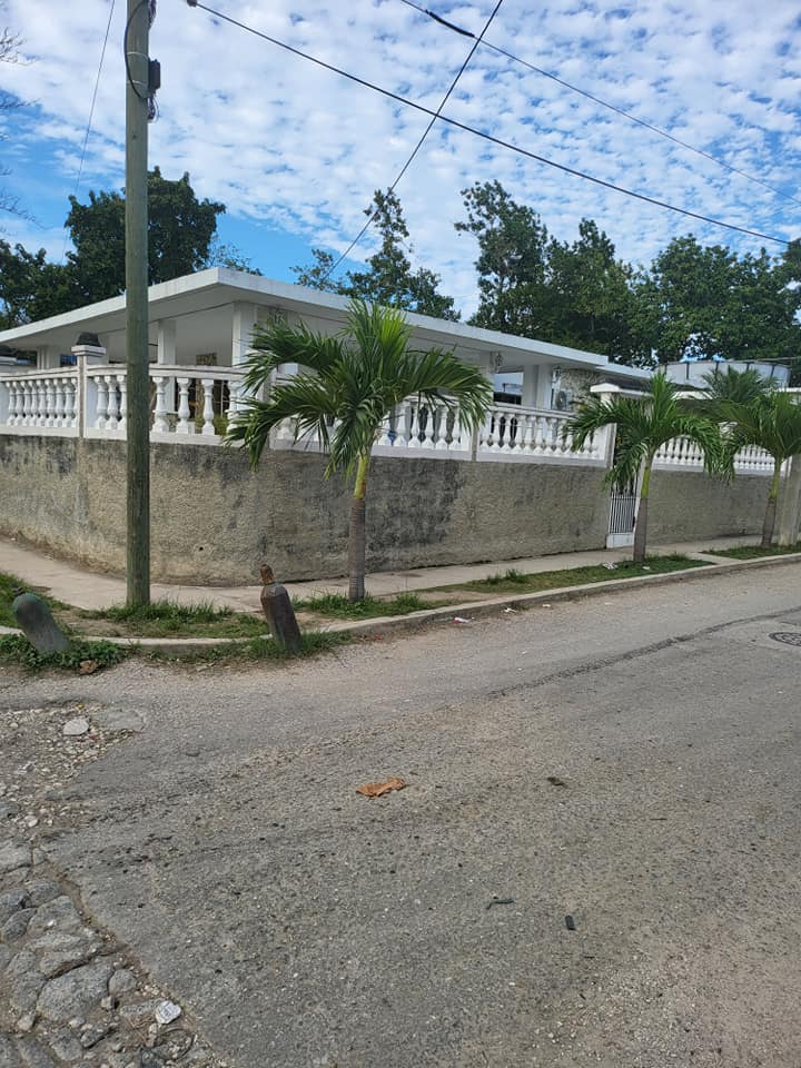 La Diosa pone a la venta su casa en La Habana 8