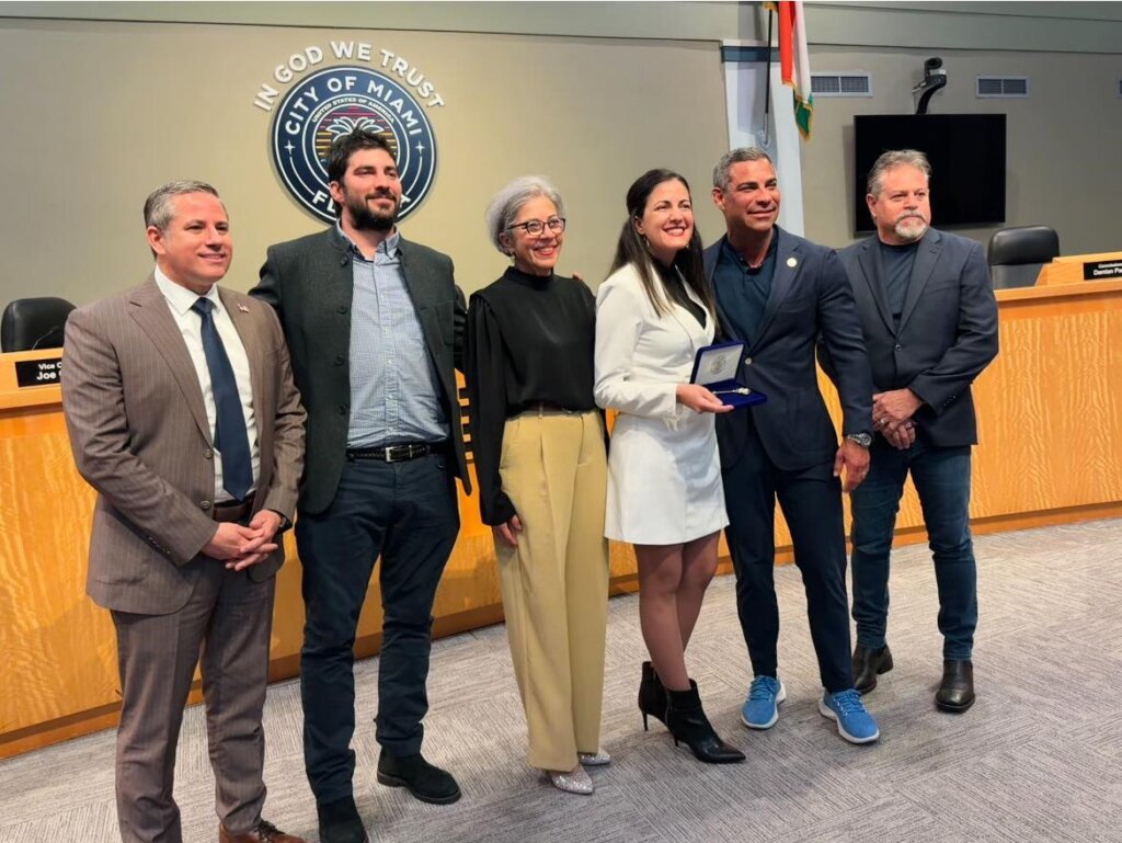 Activista cubana Rosa María Payá recibe las llaves de la Ciudad de Miami 9 Activista cubana Rosa María Payá recibe las llaves de la Ciudad de Miami 9