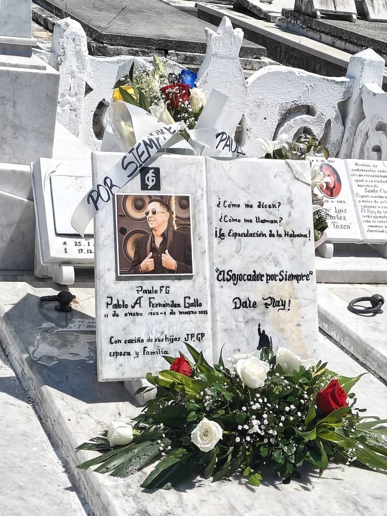 Vandalizan la tumba de Paulito FG en el Cementerio de Colón 4 Vandalizan la tumba de Paulito FG en el Cementerio de Colón 4
